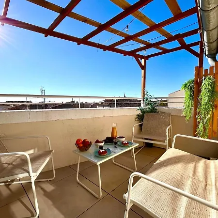 Le Paradis-clim-terrasse Apartment